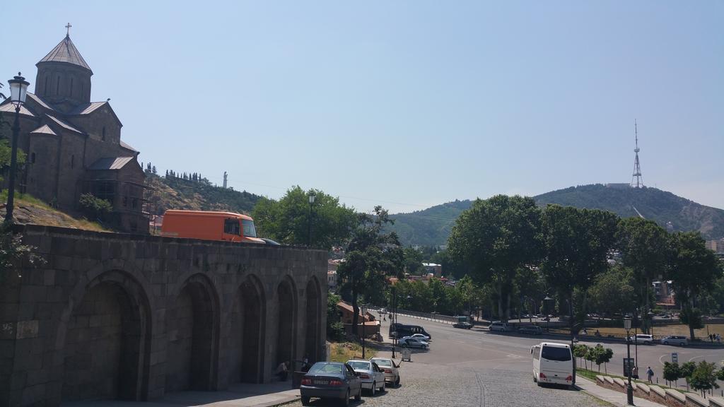 Hotel Feri Tbilisi Esterno foto