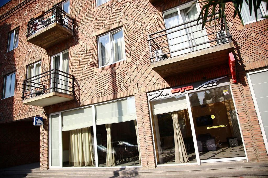 Hotel Feri Tbilisi Esterno foto